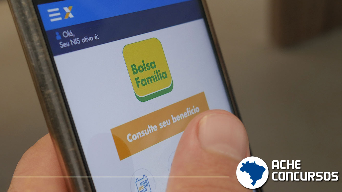 CAIXA - Se você é beneficiário do Bolsa Família, abra uma Poupança Caixa  Fácil e aproveite todas as vantagens. Você saca com cartão de débito, não  precisa retirar o benefício todo de