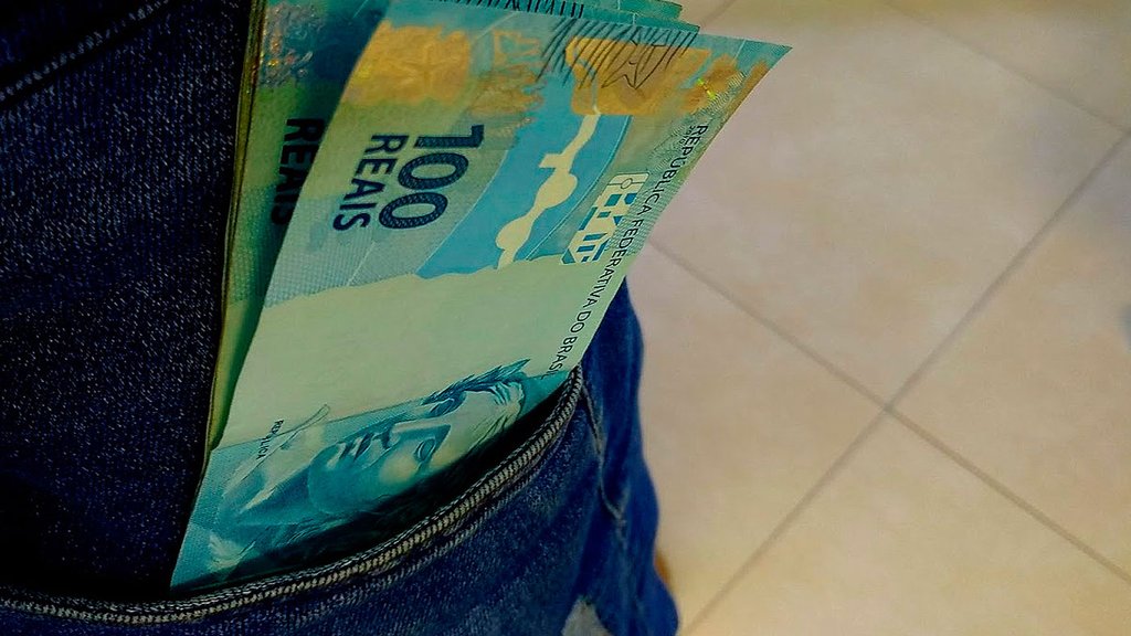 Auxílio emergencial municipal de Recife - Foto: Ache Concursos