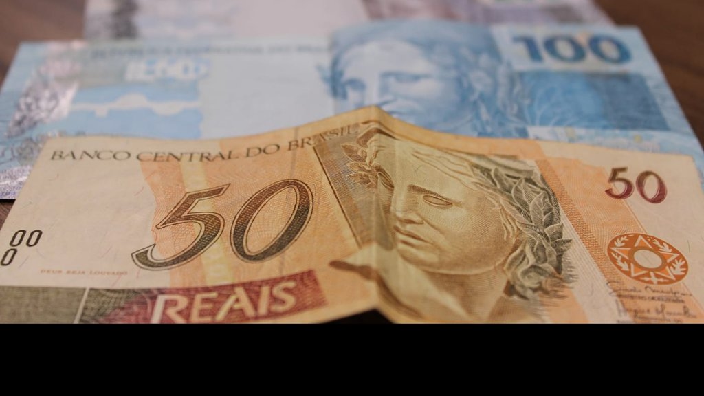 Auxílio Brasil valores - Imagem: Ache Concursos