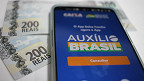 Auxílio Brasil em 2022 subirá para R$ 415, diz governo