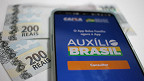 Auxílio Brasil: como sacar o benefício sem cartão pelo Caixa Tem