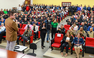 Cerimônia em que Governador Gladson Cameli anunciou a realização de um novo concurso público com 329 vagas para o Instituto de Administração Penitenciária (Iapen). Foto: Marcos Vicentti/Secom