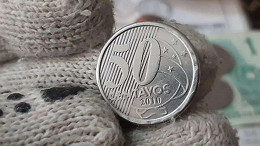 Moeda de 50 centavos pode valer quase R$ 2.000 Moeda de 50 centavos pode valer quase R$ 2.000