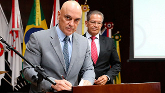 Alexandre de Moraes sanciona aumenta de benefícios no TSE - Foto: Alejandro Zambrana/Secom/TSE