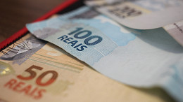 Lula veta supersalários, mas aprova reajuste da Câmara, Senado e TCU; veja tabela para 2026