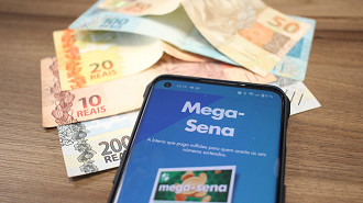 Acompanhe todos os detalhes da premiação da Mega-Sena na noite dessa terça-feira, dia 28 de julho. Créditos: DesenvolveWeb
