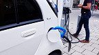 IPVA 2026: veja quais estados isentam carros elétricos e híbridos e onde há descontos no imposto IPVA 2026: veja quais estados isentam carros elétricos e híbridos e onde há descontos no imposto