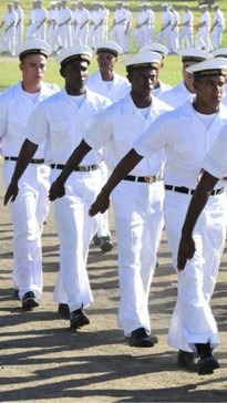 Concurso Marinha 2024 para Oficiais, Engenheiros e Capelães é aberto